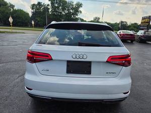 รถยนต์ Audi A3 Sportback e-tron 1.4T Premium Plus 1.4T Premium Plus 4dr Sportback มือสองสภาพดีขาย - Product Image 5