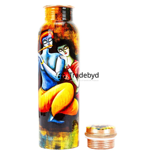 Bouteille en cuivre large traditionnelle pour une pratique authentique de l'Ayurveda par Tradebyd - Product Image 5