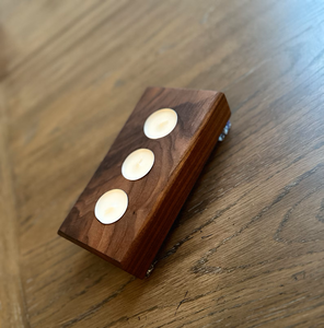 ที่วางเทียนไม้ทรงสี่เหลี่ยมผืนผ้าสไตล์มินิมอลสำหรับอพาร์ทเมนต์ร่วมสมัย พื้นที่ลอฟท์ และการตกแต่งในเมือง - Product Image 1