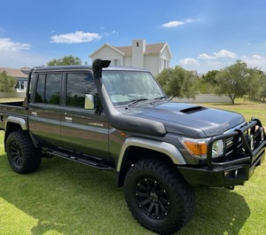 Toyota Land Cruiser 79 BA Diesel Pickup 4.5L d'occasion, très bon état, modèle 2018 - Product Image 1