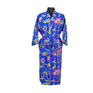 Robe Kantha de style kimono japonais faite à la main, imprimé Suzani multicolore, veste thermique réversible pour l'hiver, ceinture à nouer, vêtements de nuit, utilisation en spa - Product Image 1