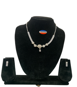 B74 élégant diamant en acier inoxydable mode ensemble de bijoux élégant classique Vintage collier boucles d'oreilles pour élégant fête tenue cadeau - Product Image 1