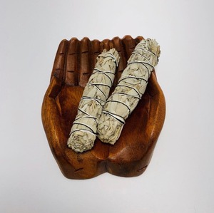 Cuenco de Madera Tallada en Forma de Mano en Oración para Altar, Regalos Espirituales y Rituales de Oración Disponibles al Mejor Precio - Product Image 5