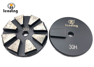 Disque de meulage rugueux TERRCO compatible 3 pouces (80 mm) avec système de changement de vitesse, huit segments radiaux pour la préparation des surfaces en béton - Product Image 3