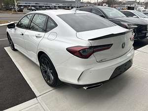 Acura TLX SH-AWD 2023, tracción en las cuatro ruedas, motor de gasolina 2L I-4, paquete directo, sedán automático. - Product Image 6