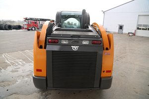 Cargadora Compacta SV340B Más Vendida con Alta Eficiencia, Garantía de 4 Años, Bomba Hidráulica y Motor, Accesorios, Motor Yanmar, Transmisión - Product Image 6