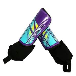 Espinilleras ligeras de fútbol con carcasa de PP fuerte y diseño sin correa para entrenamiento de fútbol y partidos - Product Image 4