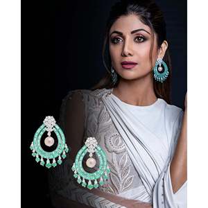 Pendientes de Moda para Mujer - Joyería Elegante para Chicas Modernas - Product Image 1