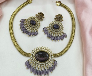 Hermoso diseñador CZ antiguo chapado en oro conjunto de collar con pendientes elegante conjunto de collar para ropa de boda ropa de fiesta para mujer - Product Image 4