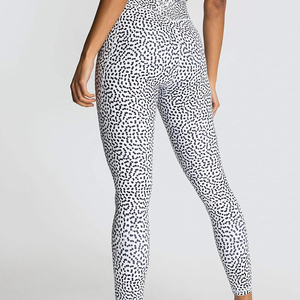 Leggings de gymnastique pour femmes sur mesure de haute qualité pantalons de yoga tricotés avec logo à la taille style formel pour vêtements d'exercice - Product Image 3