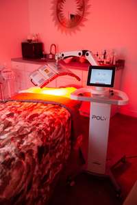 Système de thérapie SPA pour soins de la peau à lumière rouge LED 1800 LED - Product Image 4
