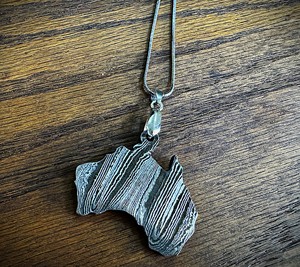 Collar con colgante de mapa de Australia en acero de Damasco esmaltado con cadena de eslabones, collares con dije de la bandera nacional australiana, collar hecho a mano - Product Image 3