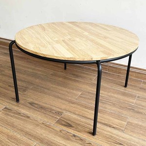 Mesa Redonda de Diseño Moderno para Preescolar KGD022, Muebles Infantiles con Tablero de Madera y Patas de Hierro Multicolor para Escuela y Comedor - Product Image 5