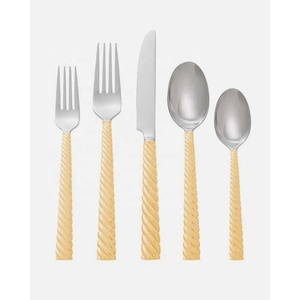 Acier inoxydable Designer Argent Mat Laser Doublure Poignée Vaisselle De Mariage Couteaux Et Cuillère Fourchette Ensemble Couverts En Or - Product Image 2