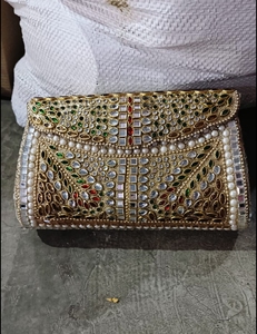 Elegante Bolso de Mano Kundan con Mosaico y Pedrería Hecha a Mano, Bolso de Mano Kundan con Mosaico Premium para Eventos Festivos y Bodas - Product Image 4