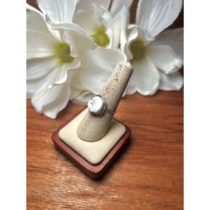 Navajo-<b>Crafted</b> Cultural Collectible White Buffalo & Sterling Silver Ring Size 8.5 - Product Image 4