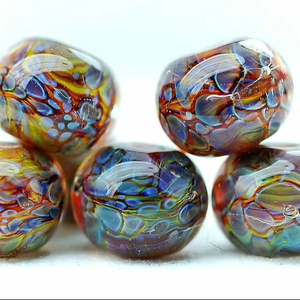 APPORTER des perles en résine pour la fabrication de bijoux Perles en résine pour la décoration de vêtements Accessoires de garniture Matériau en résine pour collier - Product Image 1