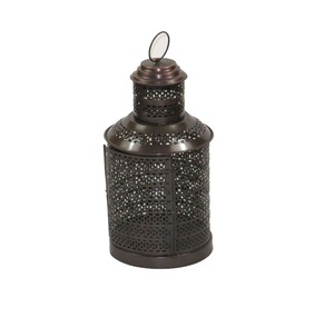 Linterna de diseño hecha a mano de hierro de calidad superior con linterna de vela con acabado marrón para uso en interiores y exteriores - Product Image 1