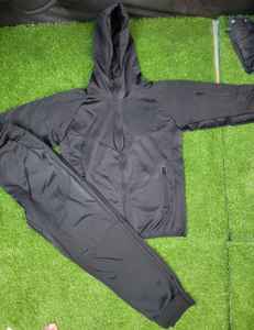 Ensemble de survêtement unisexe de haute qualité personnalisable avec logo personnalisé et design unique, ensemble de jogging - Product Image 1