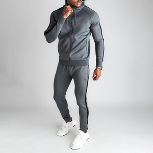 Chándales lisos deportivos de último diseño para hombre, chándal en blanco personalizado de entrenamiento de alta calidad, conjunto deportivo, chándales lisos para hombre - Product Image 2