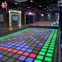 Projecteur de sol LED interactif avec grille de détection de mouvement pour machine de jeu Super Cube Pixel immersive pour sports en intérieur