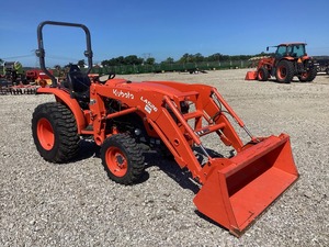 Tractor Kubota L2502HST Usado en Venta, con Potencia Confiable, Manejo Suave, Operación Cómoda y Rendimiento Versátil - Product Image 4