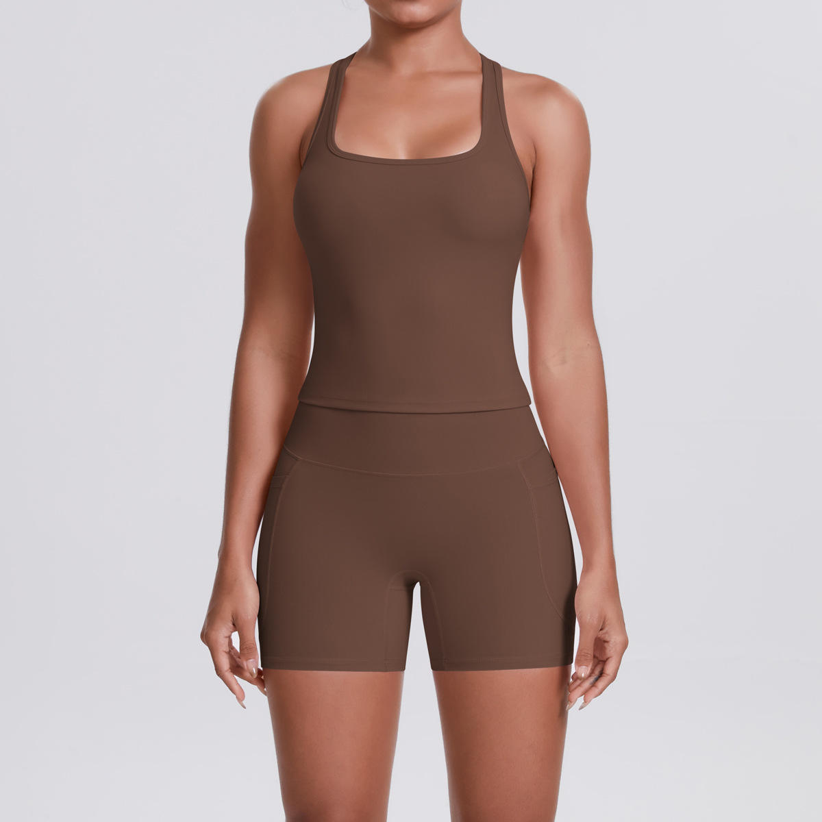 สีน้ำตาล