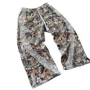 Pantalon de survêtement unisexe en coton épais et respirant, coupe large évasée, motif camouflage arboricole, avec bande latérale, style streetwear ample - Product Image 3