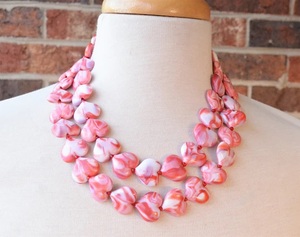 2026 Handmade Resin Heart Shape Multi Strand <b>Necklace</b> Pink White Marbled <b>Statement</b> Jewelry Valentine's Day Love Theme with Woman - Product Image 3