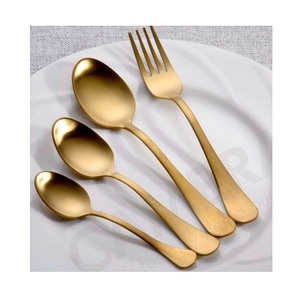 Ensemble de couverts en acier inoxydable au design moderne Cadeaux élégants pour les fêtes d'affaires-Fourchette cuillère classique Vente en gros Cadeaux à salade personnalisés - Product Image 2