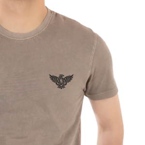 Camiseta de Manga Corta con Cuello Redondo Beige para Hombre con Logotipo, Diseño Casual Elegante, Tejido Transpirable de Secado Rápido de Poliéster/Algodón, Corte Regular - Product Image 3