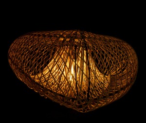 Lampe suspendue en osier - Lampe suspendue en rotin - Artisanat en bambou et rotin - Product Image 2