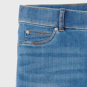 กางเกงยีนส์ขาบานสำหรับผู้หญิงระบายอากาศได้ดีดีไซน์ใหม่สำหรับผู้หญิงกางเกงเดนิมขาบานออกแบบโลโก้ได้ตามต้องการ - Product Image 3