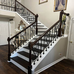 Más allá de lo básico, barandilla de escalera de hierro de Vietnam con simplicidad refinada hecha en Vietnam, rieles de escalera y piezas para interiores inspirados - Product Image 2