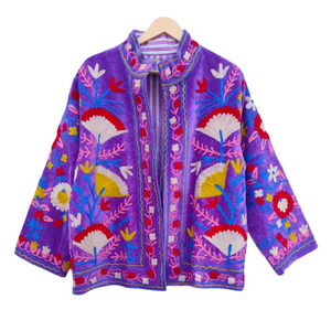 Veste d'hiver élégante pour femmes Broderie en velours artisanal Exquis Suzani Design Doublure en soie de velours doux Doublure en coton - Product Image 3