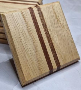 ชุดจานรองแก้วไม้ชีชัมแบบเรียบง่าย 6 ชิ้น พร้อมที่วาง สำหรับการรับประทานอาหารแบบอินเดียแท้ๆ จานรองแก้วไม้วอลนัท - Product Image 1