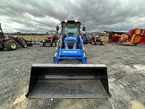 Tractor NEW HOLLAND BOOMER 40 T4B 4x4 de 40 HP, Tractor de Ruedas Subcompacto con Motor de Alta Productividad - Product Image 4