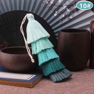 Pendentifs à franges en soie personnalisés de haute qualité 2025, petits, à plusieurs niveaux, empilés, avec plusieurs breloques, taille et couleur personnalisées - Product Image 2