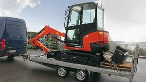Miniexcavadora KX027-4 de 2.7 Toneladas, Excavadora Compacta Hidráulica de Orugas para Motor de 24.4 HP de Alta Potencia, Cabina Confortable, Bomba EPA CE 1 - Product Image 2
