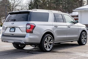 (W&T) Ford Expedition MAX Limited 4x4 Usado del 2020 - Product Image 2