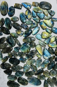 หินอัญมณีแกะสลักจากลาบราดอไรต์ธรรมชาติสวยงามทำจากคริสตัลดิบขัดเงาตกแต่งบ้านตามสั่ง - Product Image 4