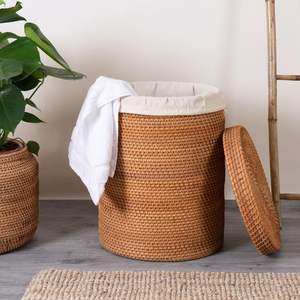 Cesta de lavandería de ratán rústico de primera calidad con atractivo artístico perfecto para crear soluciones de almacenamiento estéticas para hogares modernos - Product Image 3