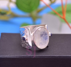 Meilleure qualité naturel blanc arc-en-ciel pierre de lune 925 pierres précieuses en argent sterling à la main bague en argent bijoux en gros usine - Product Image 2