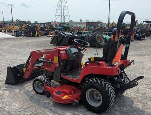 Mini tracteur Massey Ferguson GC1725M 23HP à prix avantageux, moteur à engrenages, entretien facile, siège confortable, capacité de levage puissante - Product Image 2