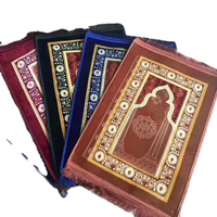 Tapis de prière musulman, style personnalisé, haute qualité, antidérapant, épais, vente en gros, tapis de prière, vente chaude, impressions personnalisées