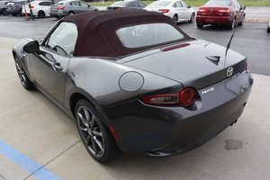 Mazda M-X-5 d'occasion 2018, conduite à gauche, origine américaine - Product Image 5