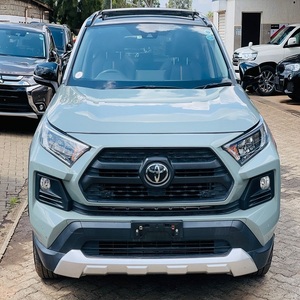 Condition premium Vente à Chaud Toyota RAV 4 Voitures Assez Utilisé Sans Accident Antécédents Automatique Vitesse de pointe En Stock À Vendre - Product Image 5