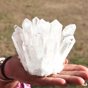 แนวคิดของขวัญคริสตัลสำหรับตกแต่งบ้านและสำนักงานรูปทรงผีสีขาวธรรมชาติแบบใส - Product Image 1