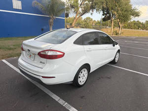 Mejor Auto Usado 2015 Ford Fiesta S LHD - Product Image 5