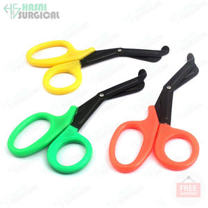 Diferentes colores Embalaje personalizado Trauma Vendaje Tijeras Acero inoxidable CE ISO Agarre cómodo Suministros médicos Tijeras - Product Image 5